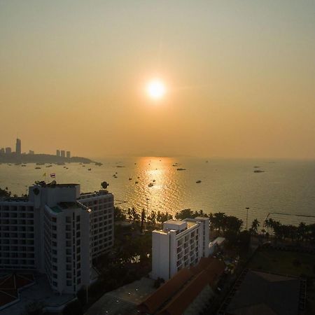 Mera Mare Pattaya Beach And Resort Zewnętrze zdjęcie