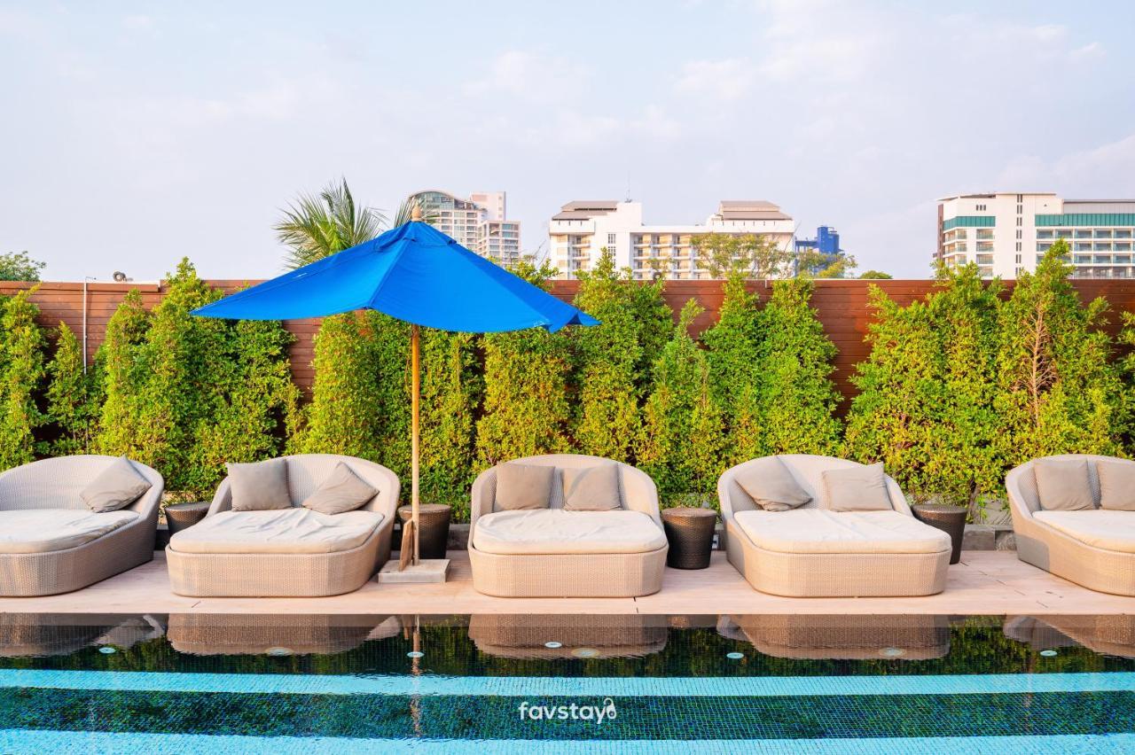 Mera Mare Pattaya Beach And Resort Zewnętrze zdjęcie